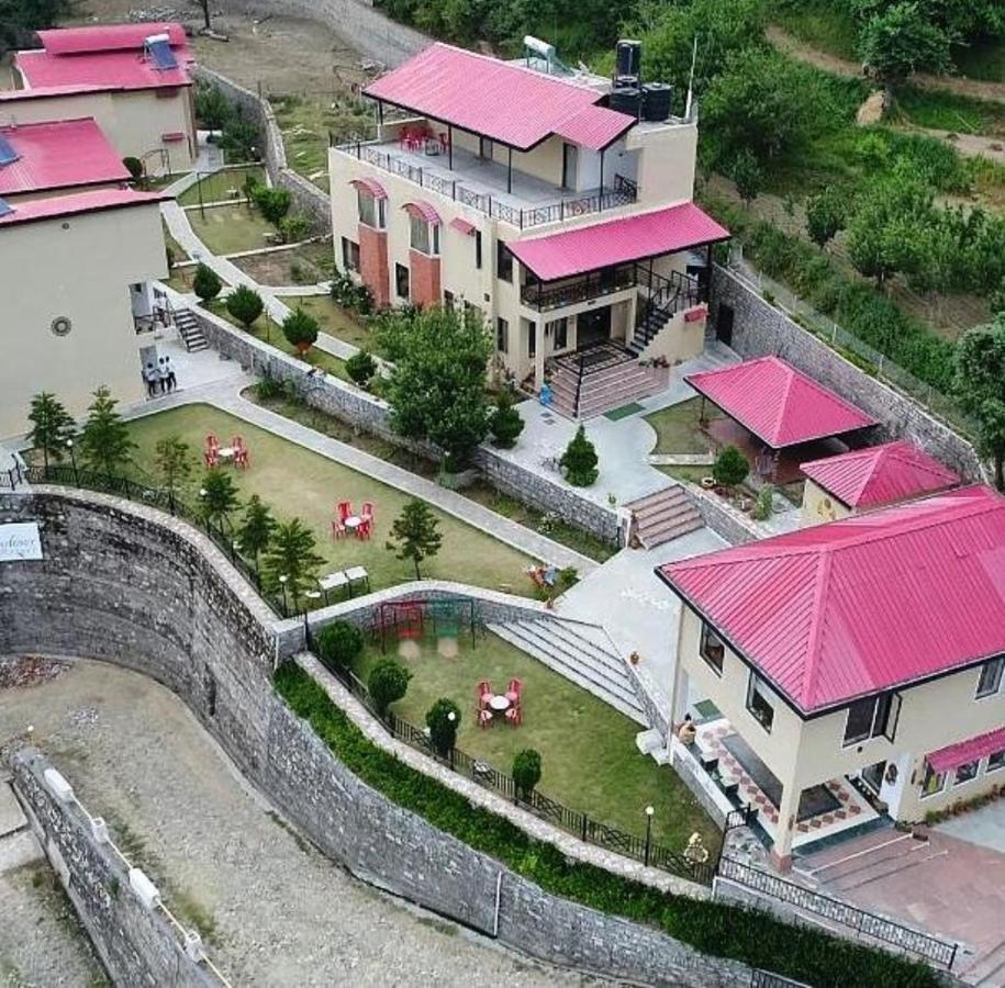 Mist N Meadows Resort Rājgarh Kültér fotó