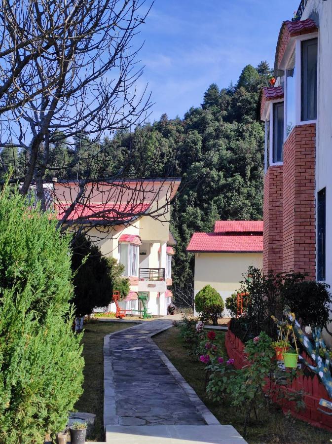 Mist N Meadows Resort Rājgarh Kültér fotó