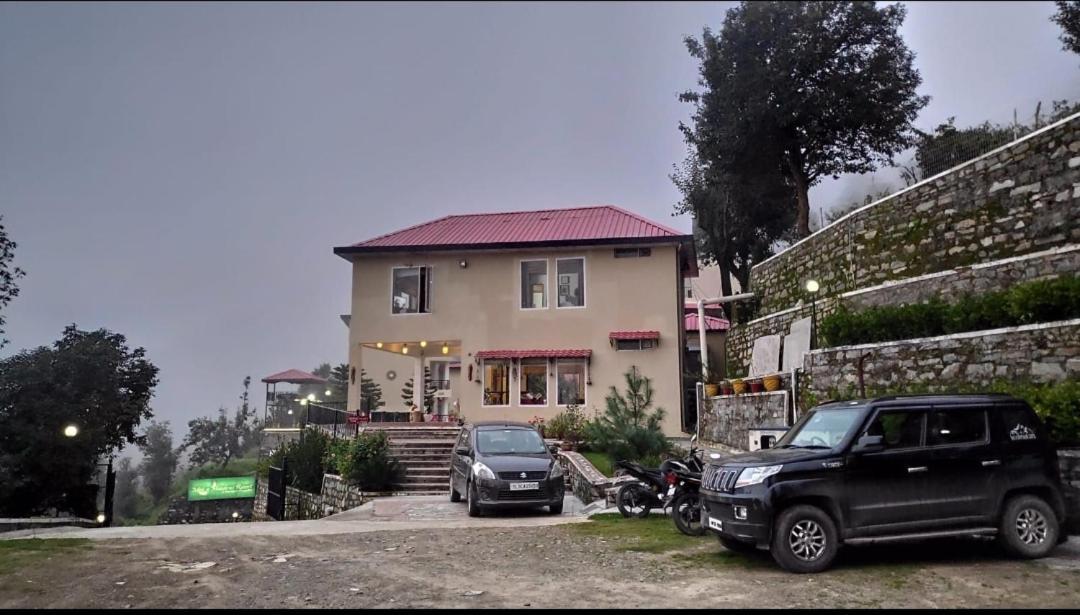 Mist N Meadows Resort Rājgarh Kültér fotó