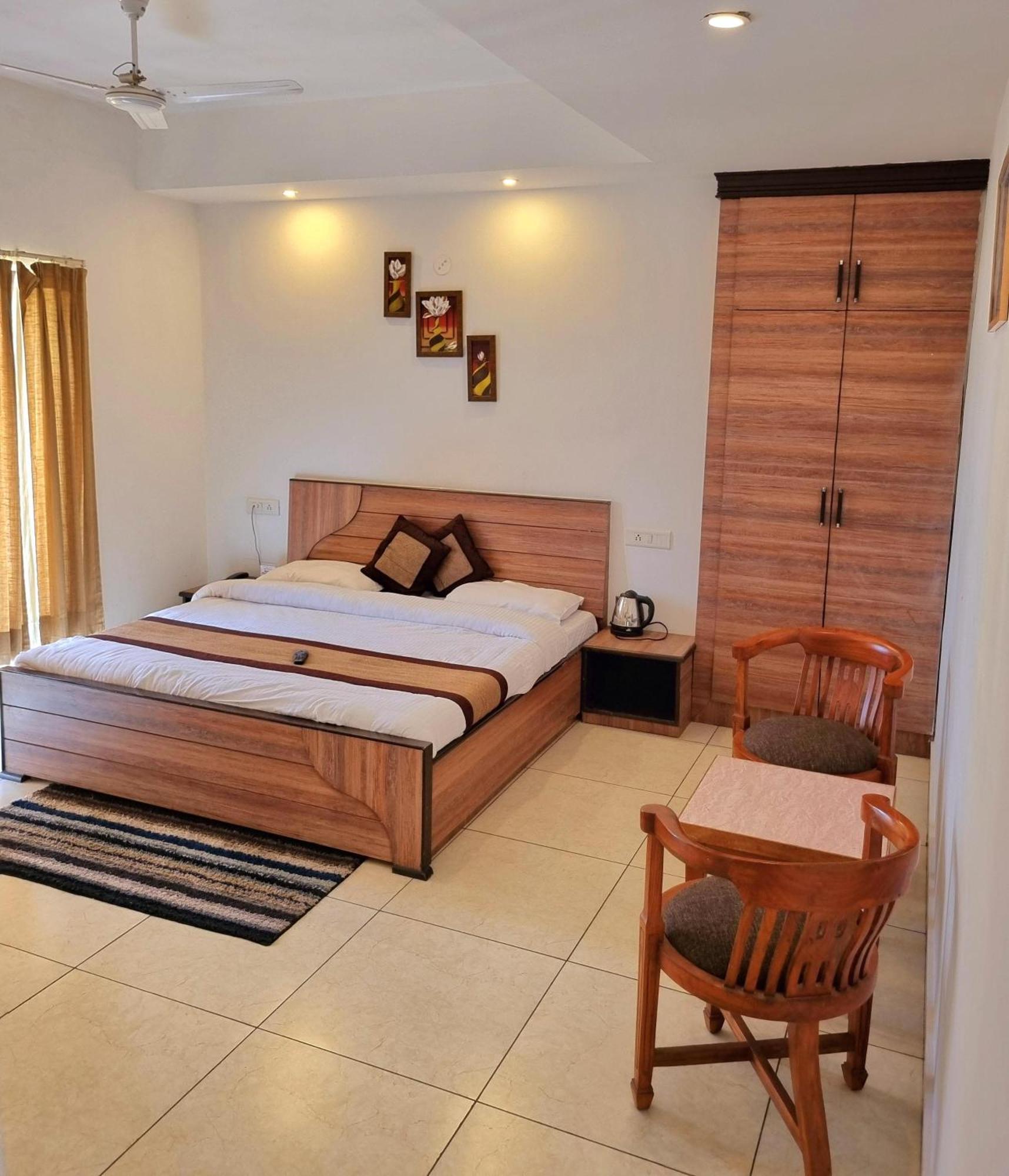 Mist N Meadows Resort Rājgarh Kültér fotó